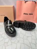 کالج میومیو Miu Miu