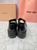 کالج میومیو Miu Miu